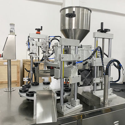 Rotationelle Ultraschall-Plastikröhrchenfüll- und Dichtmaschine Halbautomatisch