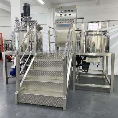 Präzise Vakuum-Emulgationsmischer 220V / 380V Körpercreme-Herstellmaschine